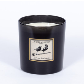 THE MAGIC FLUTE - Luxury scented candle 550g - Cedar wood and rose - 2 units minimum