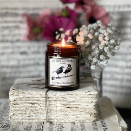 THE MAGIC FLUTE - Scented candle - Cedar wood and Rose